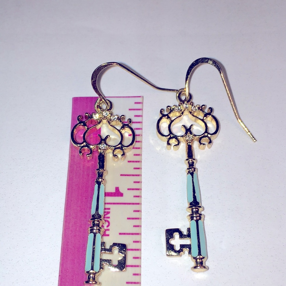 Gold tone crystal embellished blue enamel retro key pierced wire earrings - Picture 8 of 17